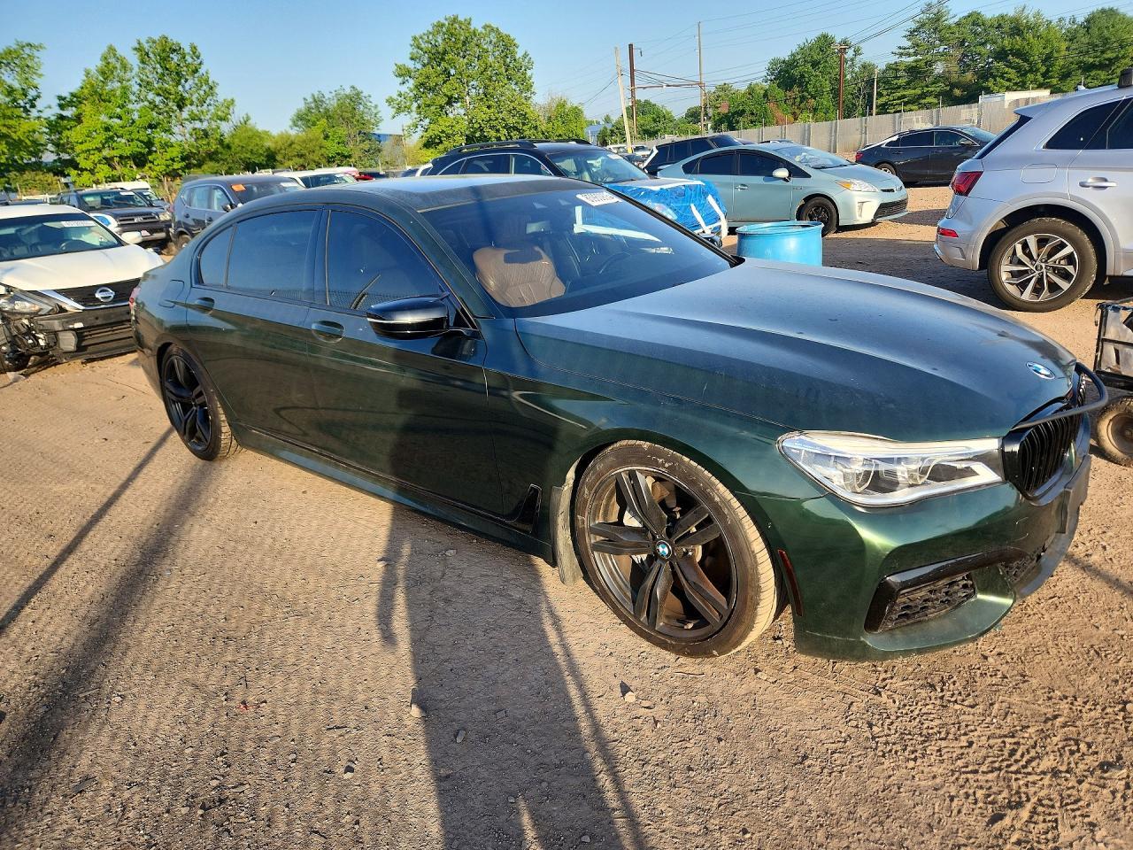 2018 BMW 750 Xi - Фото 4