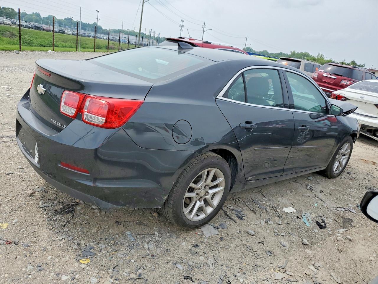 2015 Chevrolet Malibu 1Lt - Image 3