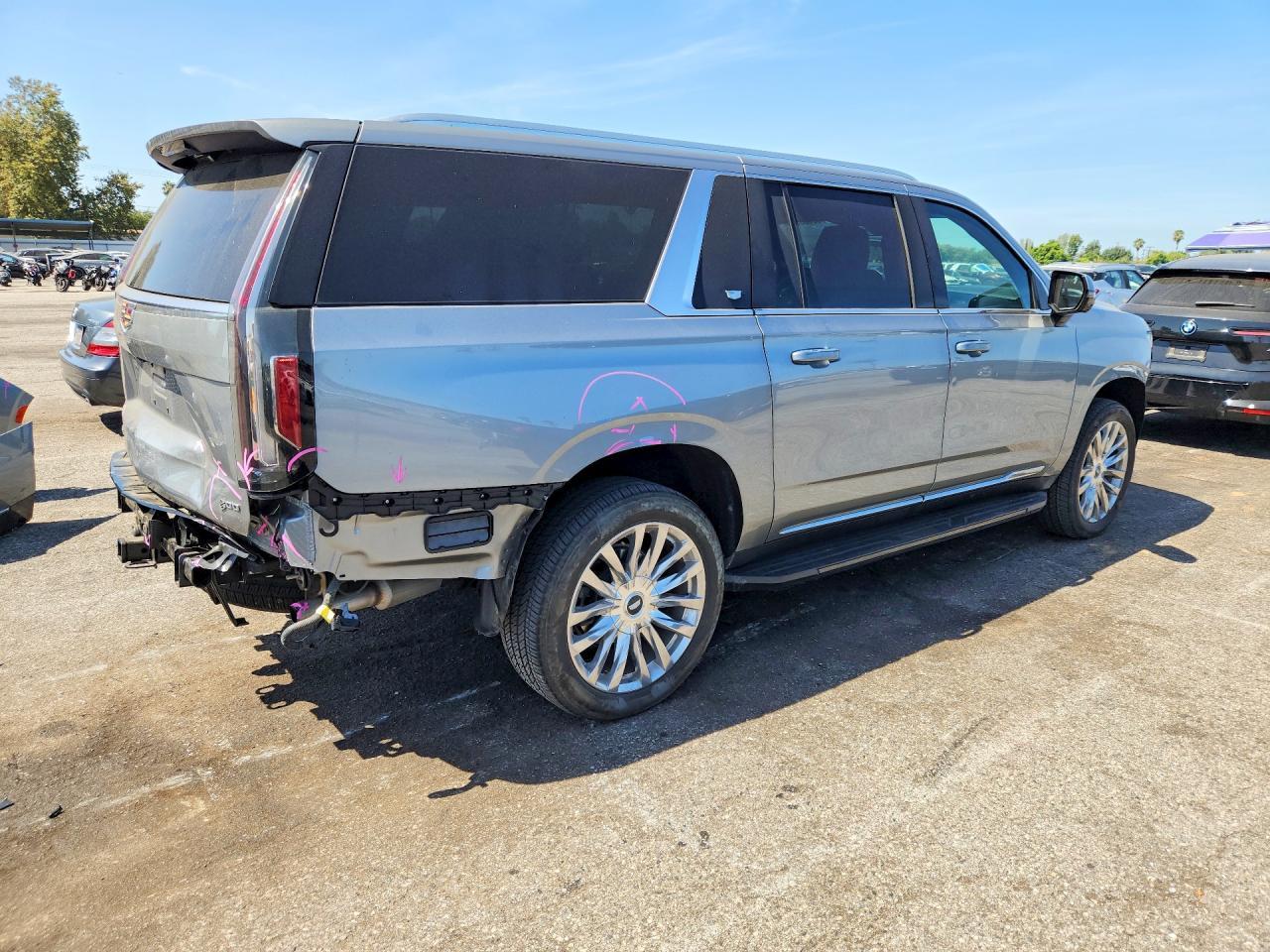 2024 Cadillac Escalade Esv Premium Luxury - Image 3