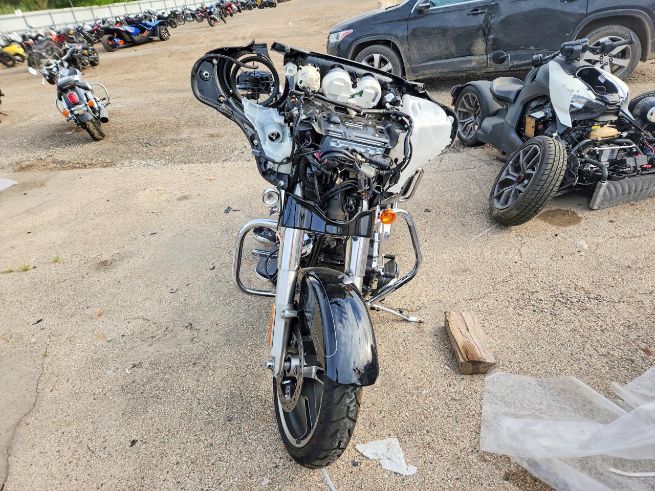 2015 Harley-Davidson Flhxs Street Glide Special - Image 2