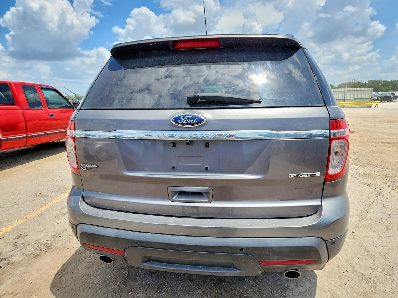 2013 Ford Explorer Xlt - Image 6