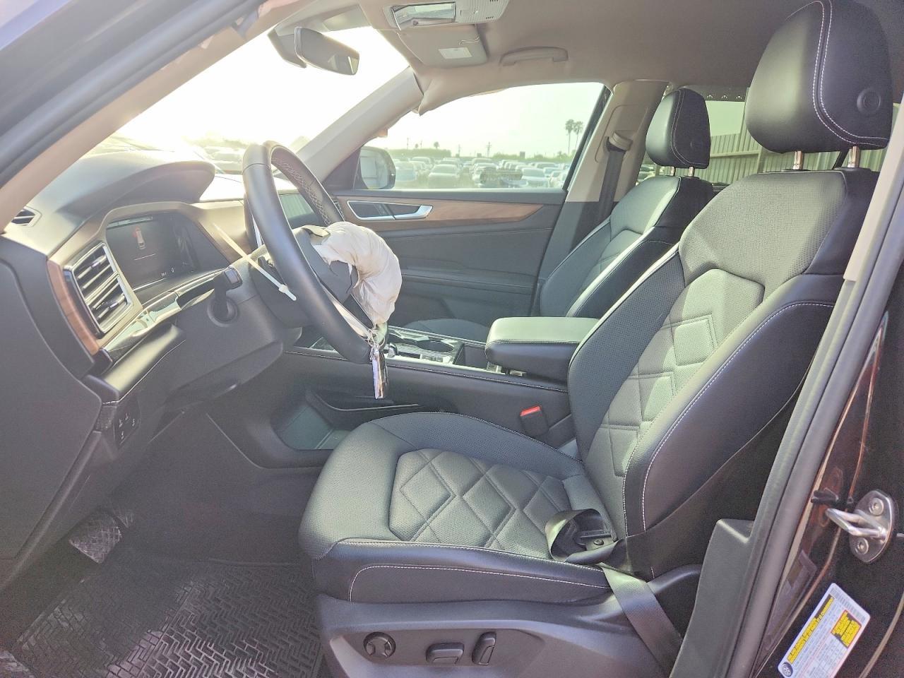 2024 Volkswagen Atlas Se - Image 7