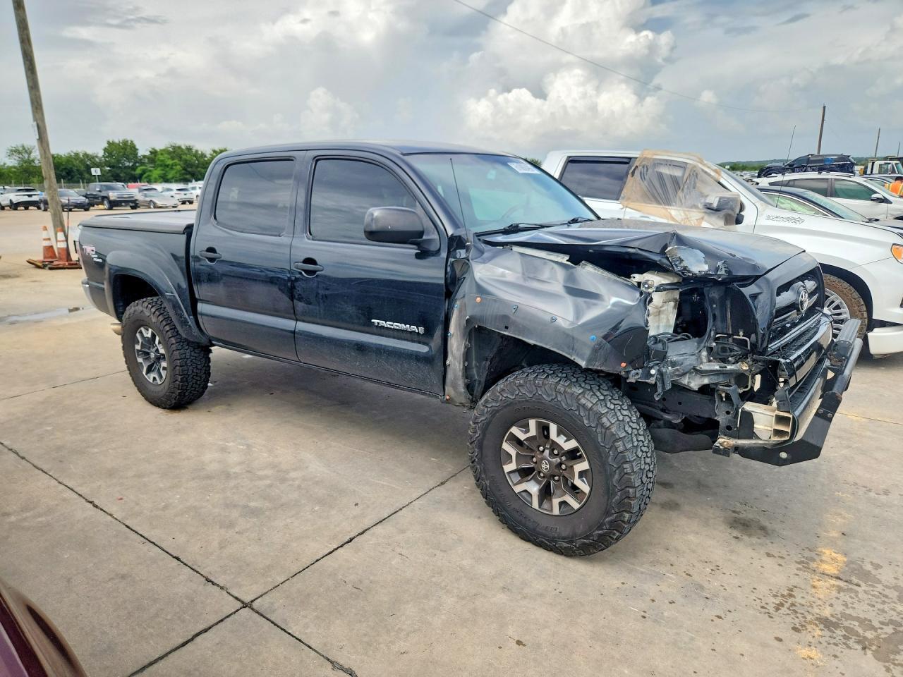 2010 Toyota Tacoma Double Cab Prerunner - Image 4