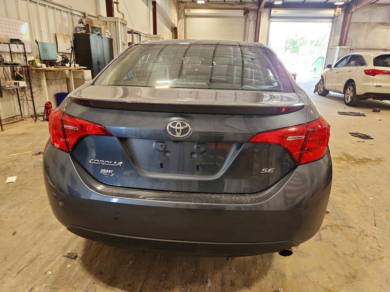 2018 Toyota Corolla Se - Image 6