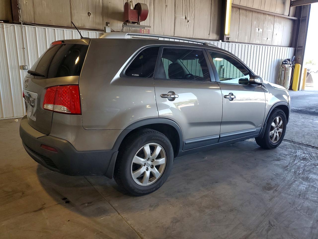 2013 Kia Sorento Lx - Фото 3