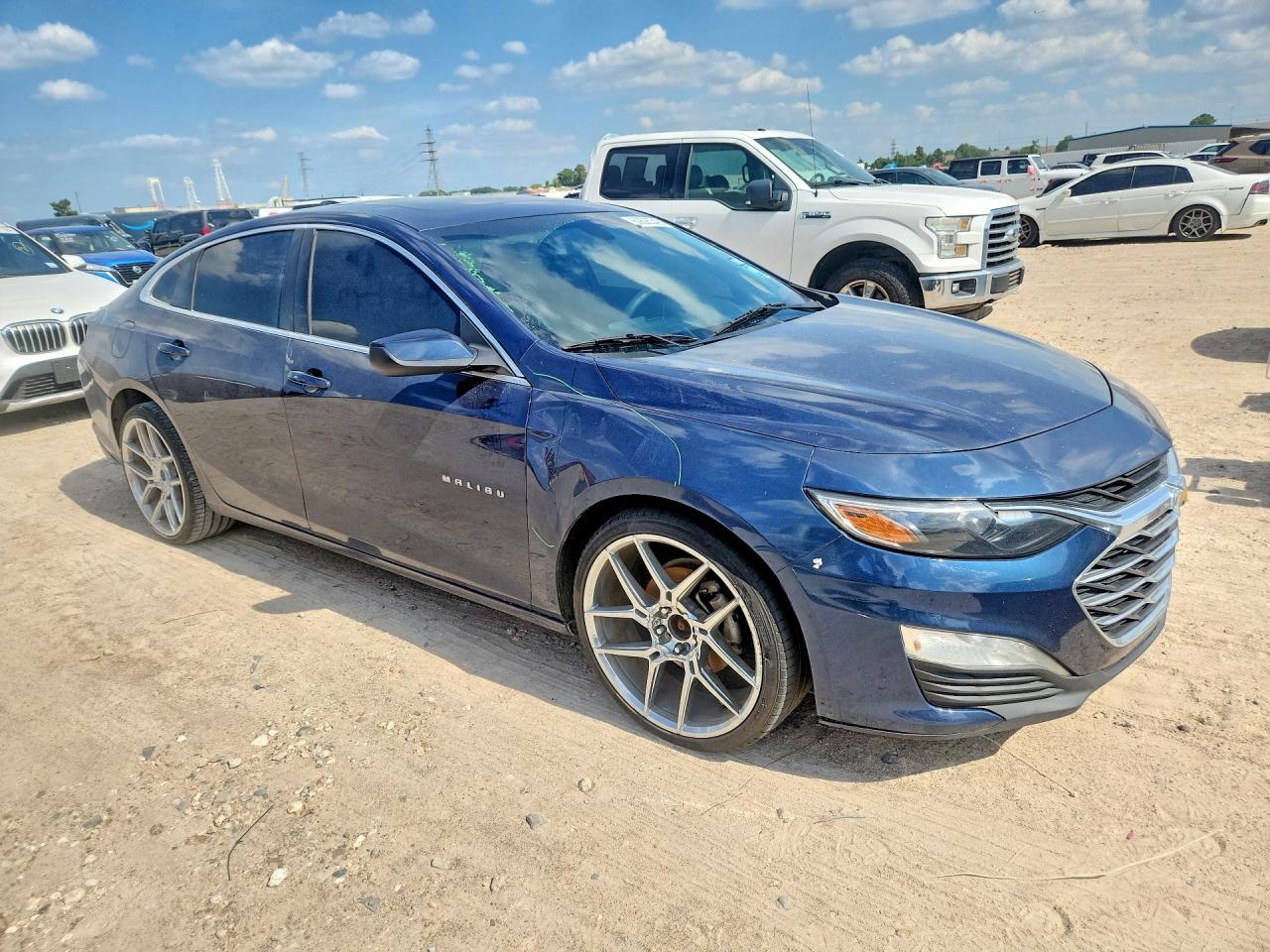 2021 Chevrolet Malibu Lt - Image 4