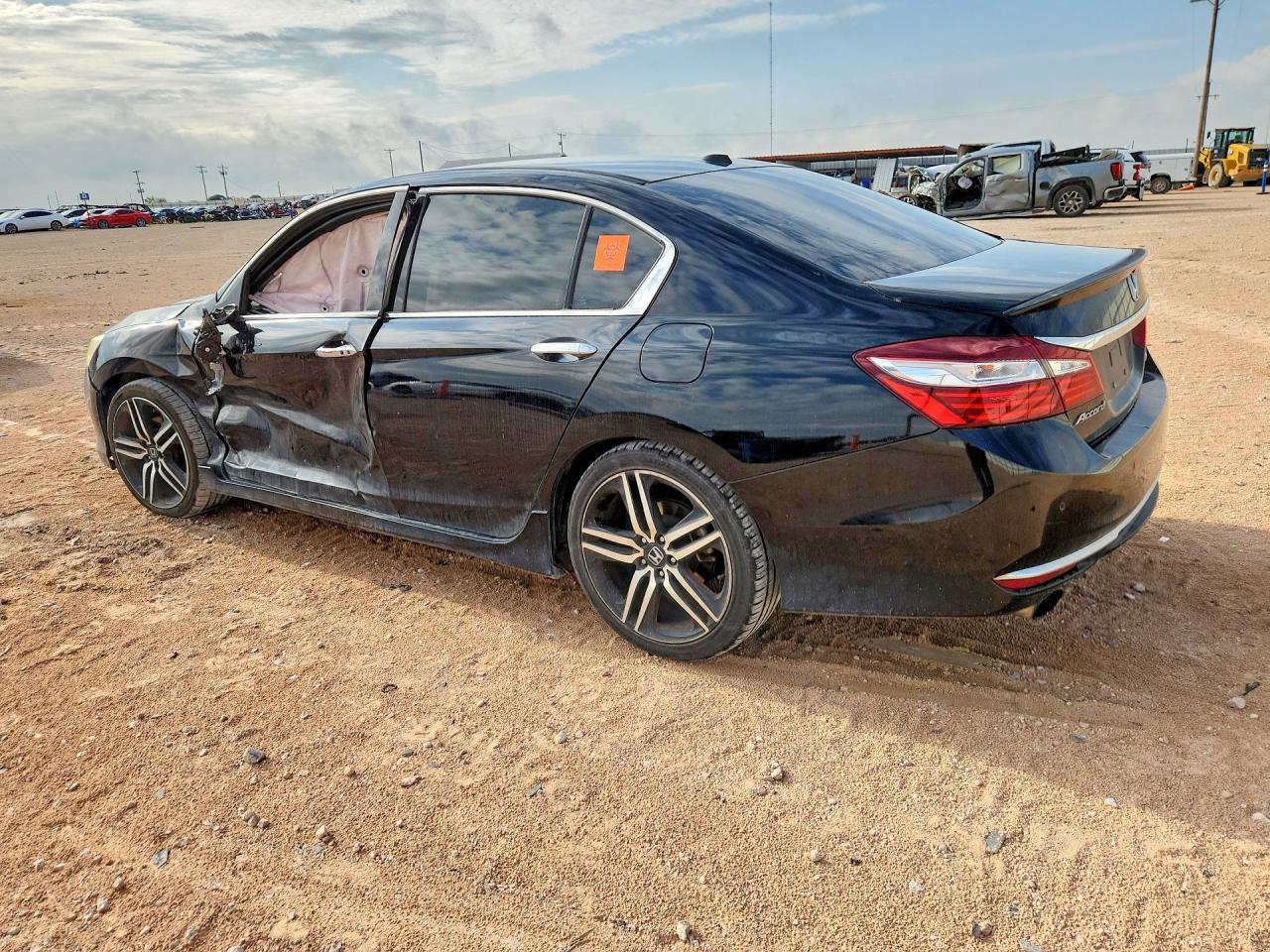 2017 Honda Accord Touring - Image 2