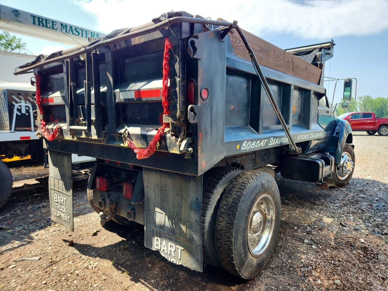 2000 Ford F650 Super Duty Dump Truck - Image 3