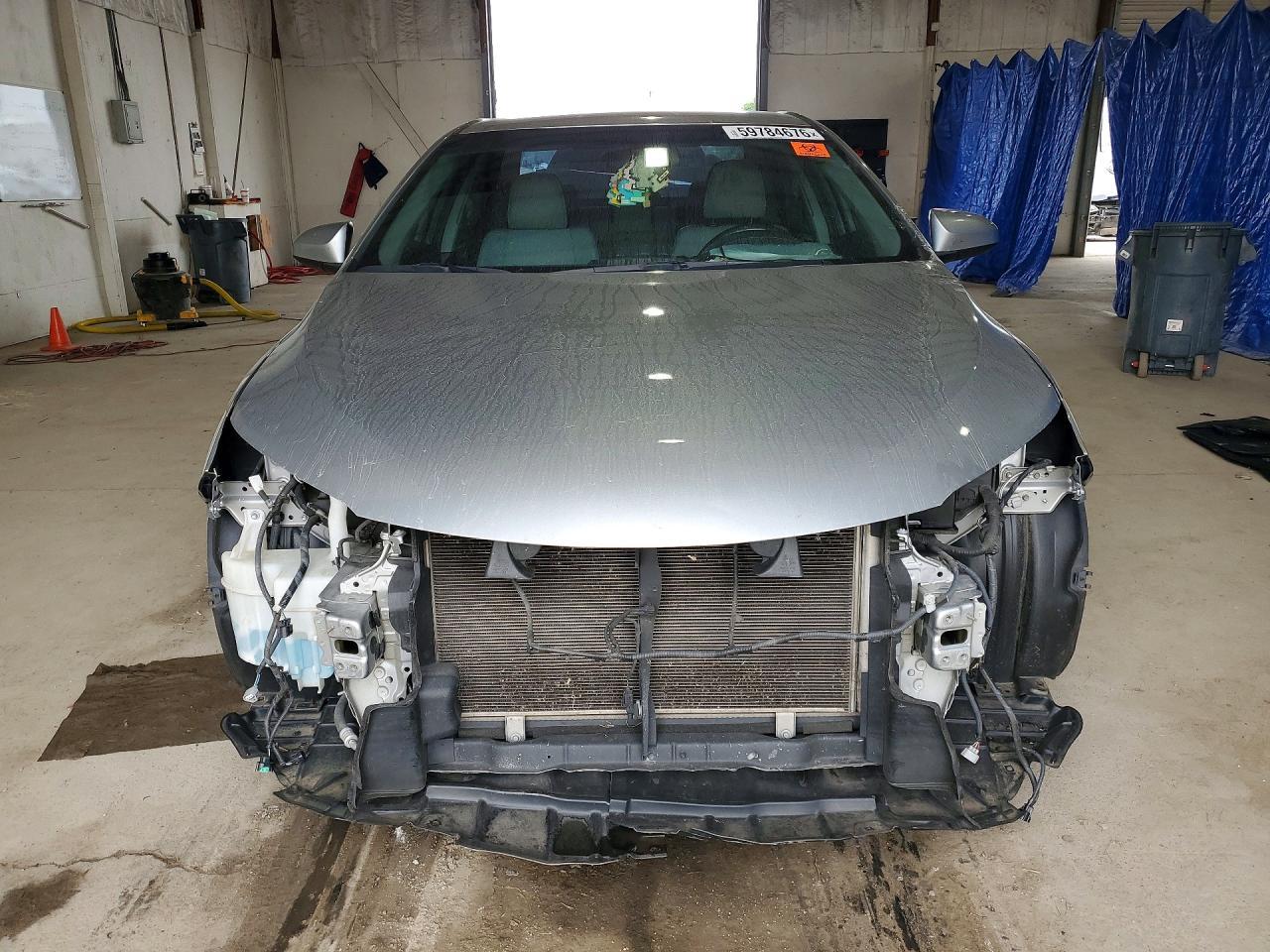 2016 Toyota Camry Se - Image 5