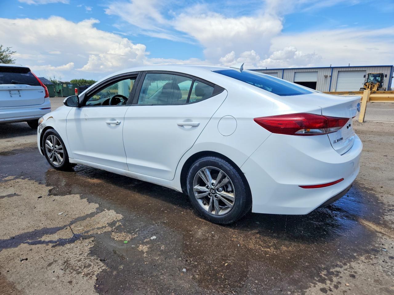 2018 Hyundai Elantra Sel - Image 2