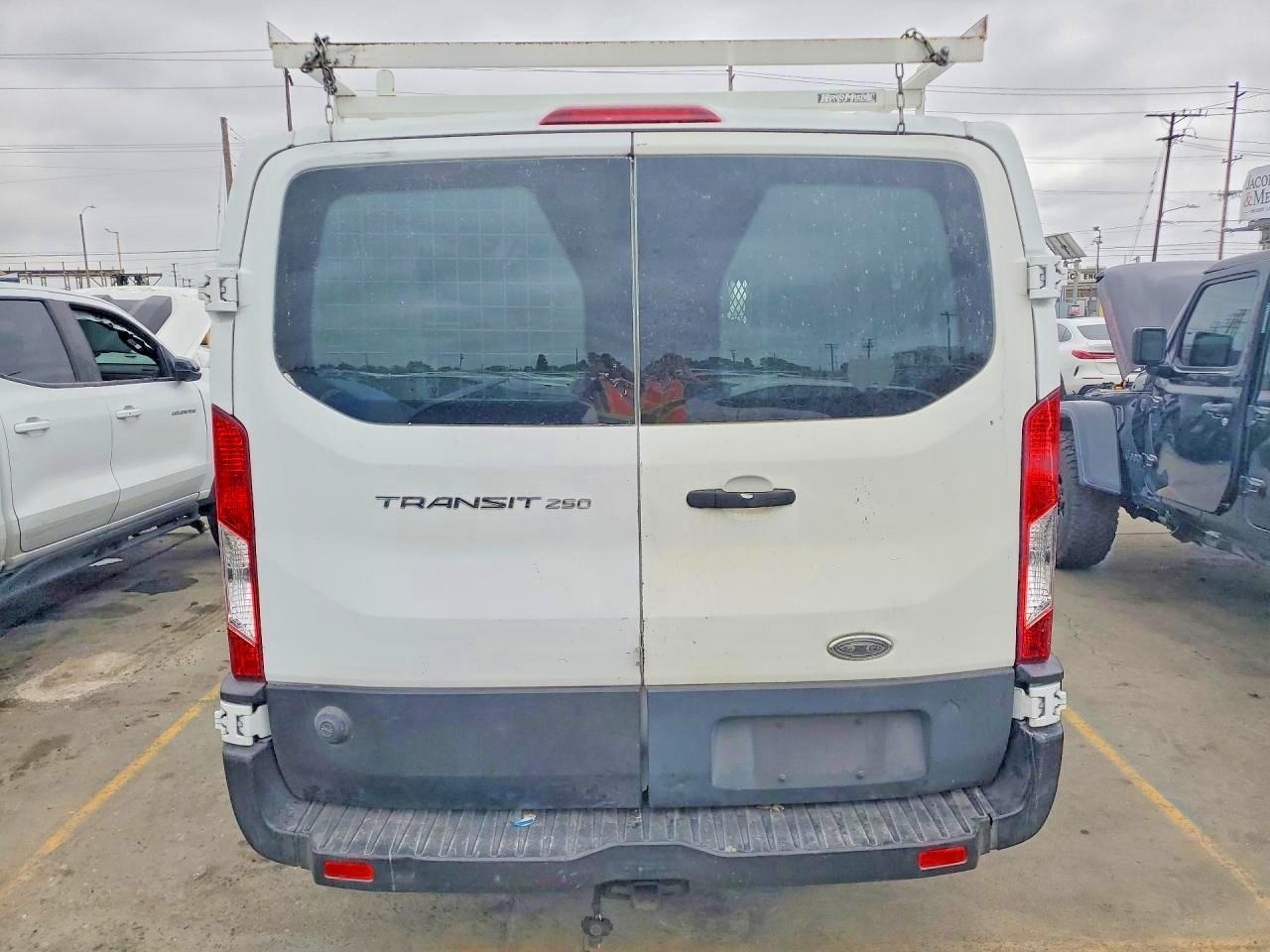 2019 Ford Transit - Фото 6