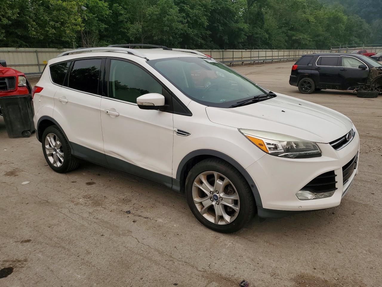 2015 Ford Escape Titanium - Фото 4
