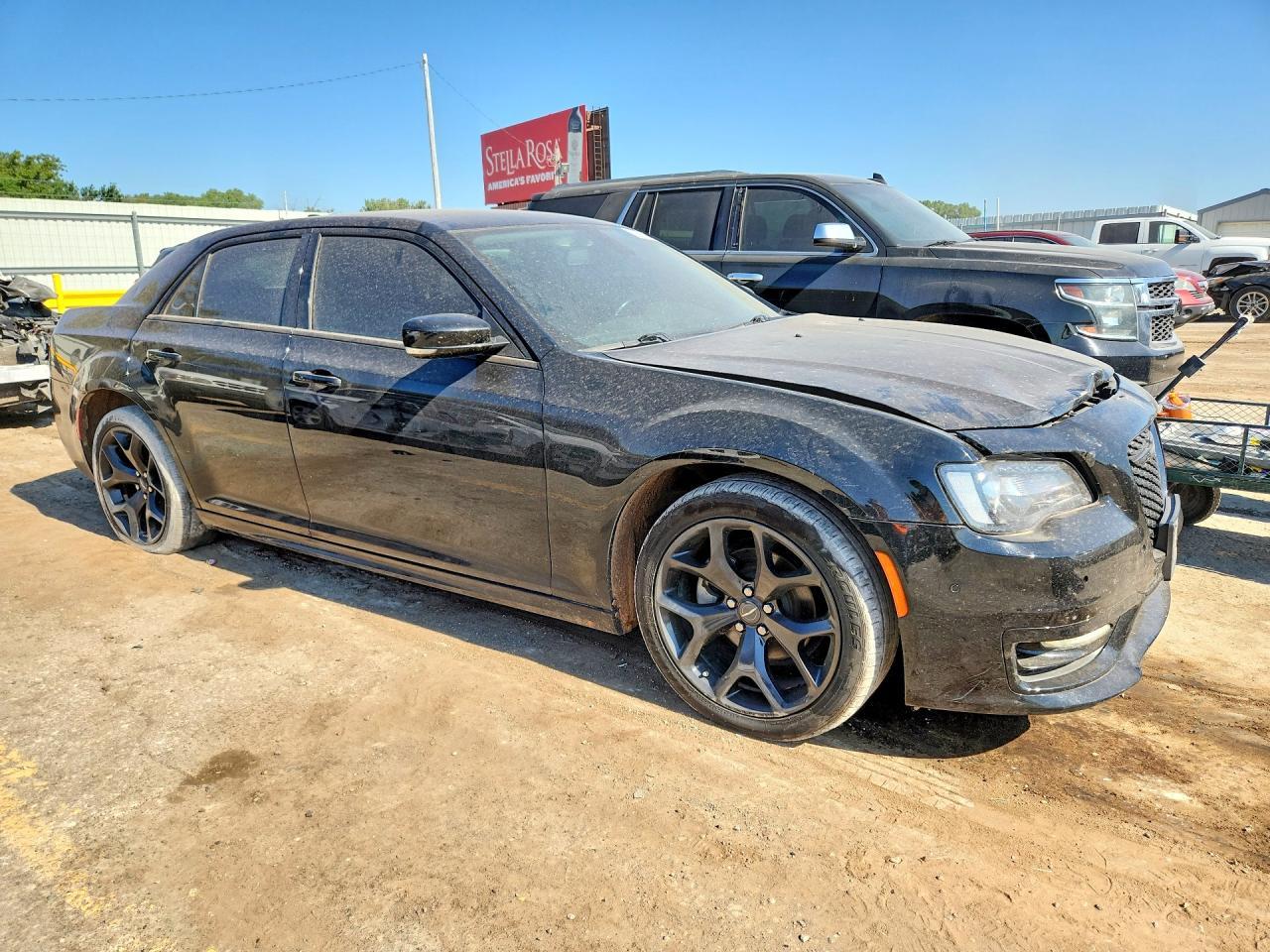 2022 Chrysler 300 Touring L - Image 4