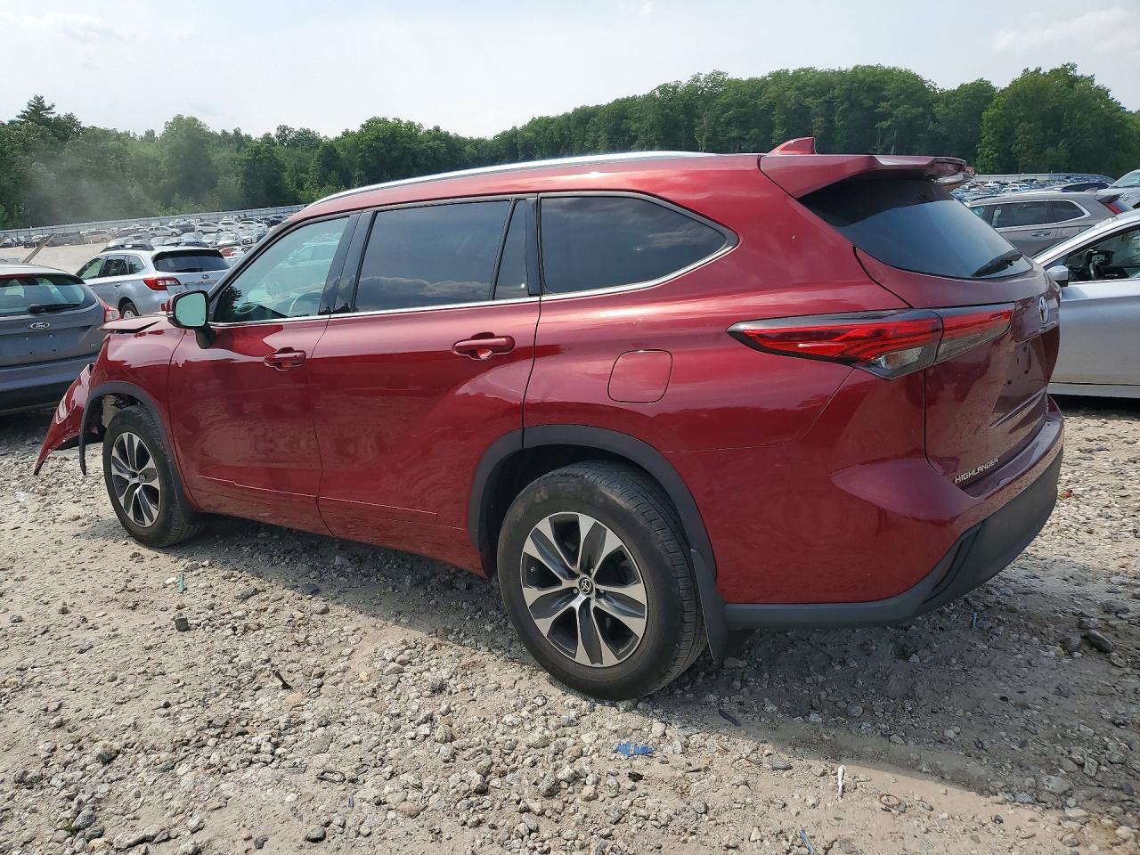2021 Toyota Highlander Xle - Фото 2