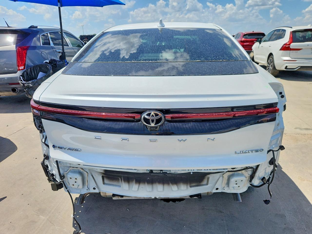 2026 Toyota Crown Limited - Фото 6