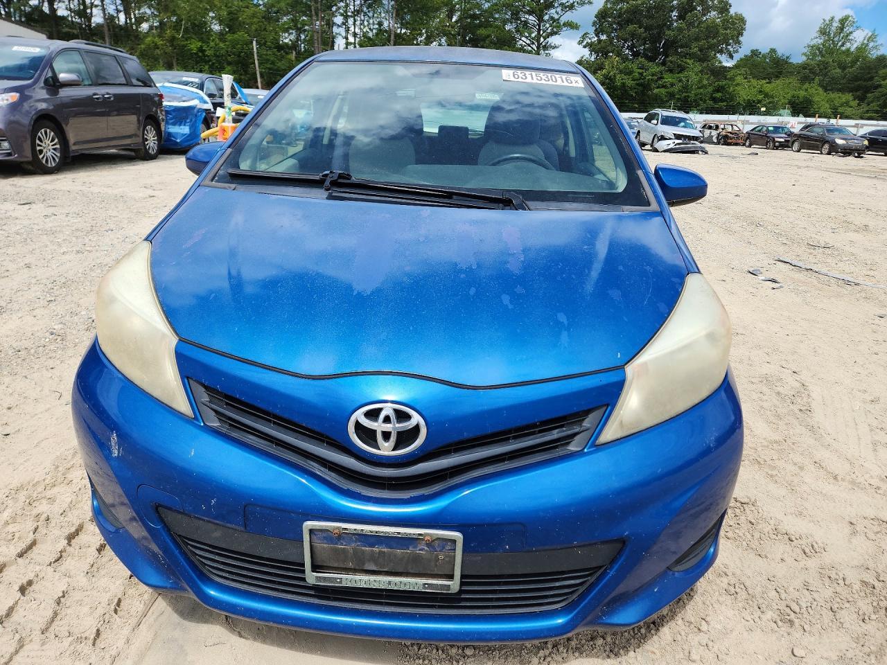 2013 Toyota Yaris 3-Door L - Image 5