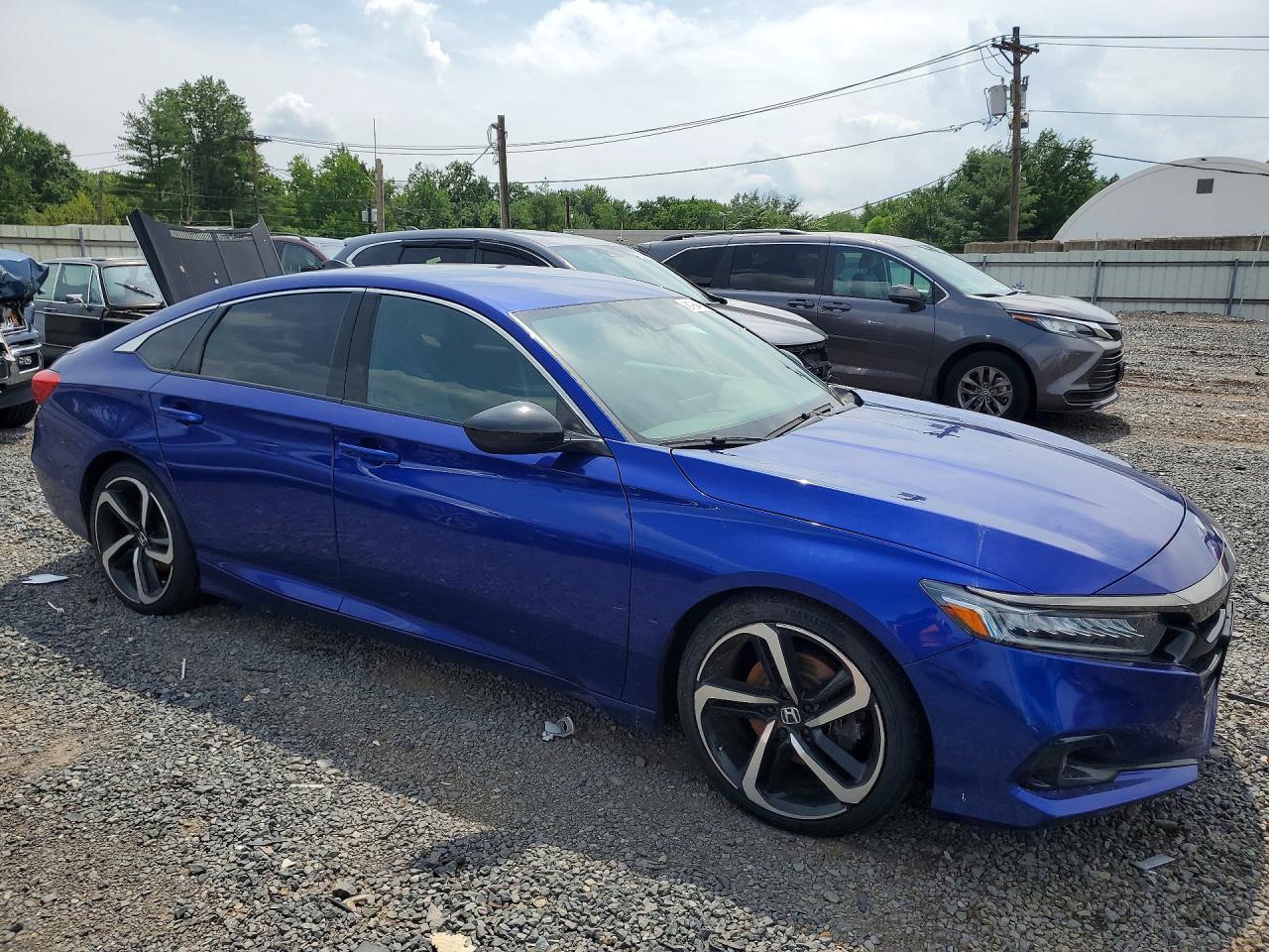 2022 Honda Accord Sport - Image 4