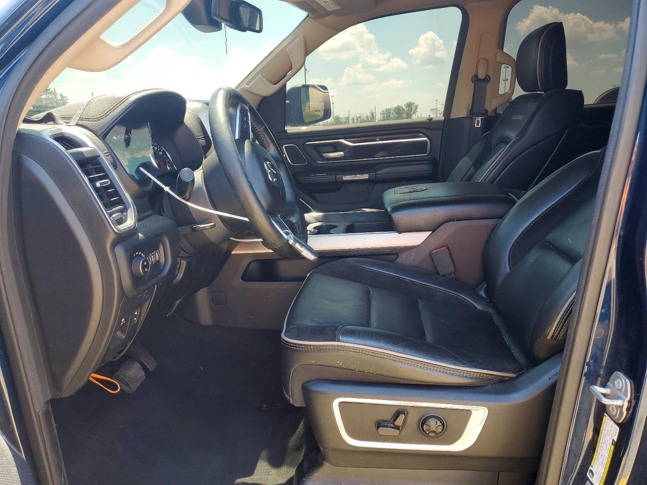 2019 Ram 1500 Laramie - Image 7