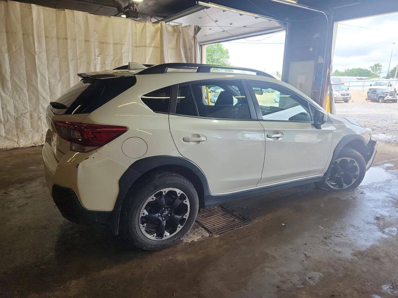 2023 Subaru Crosstrek Premium - Фото 3