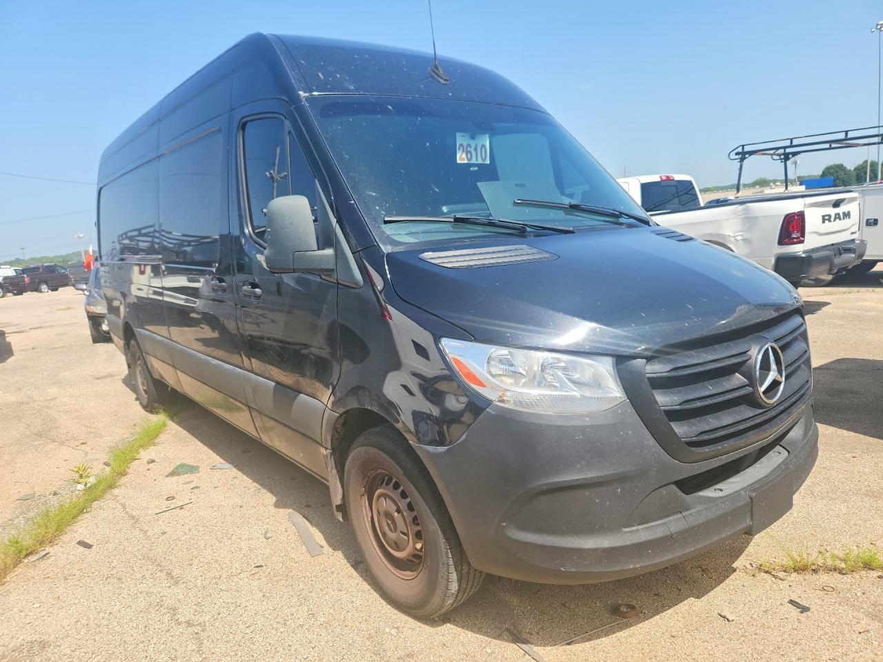 2022 Mercedes-Benz Sprinter 2500 - Фото 4