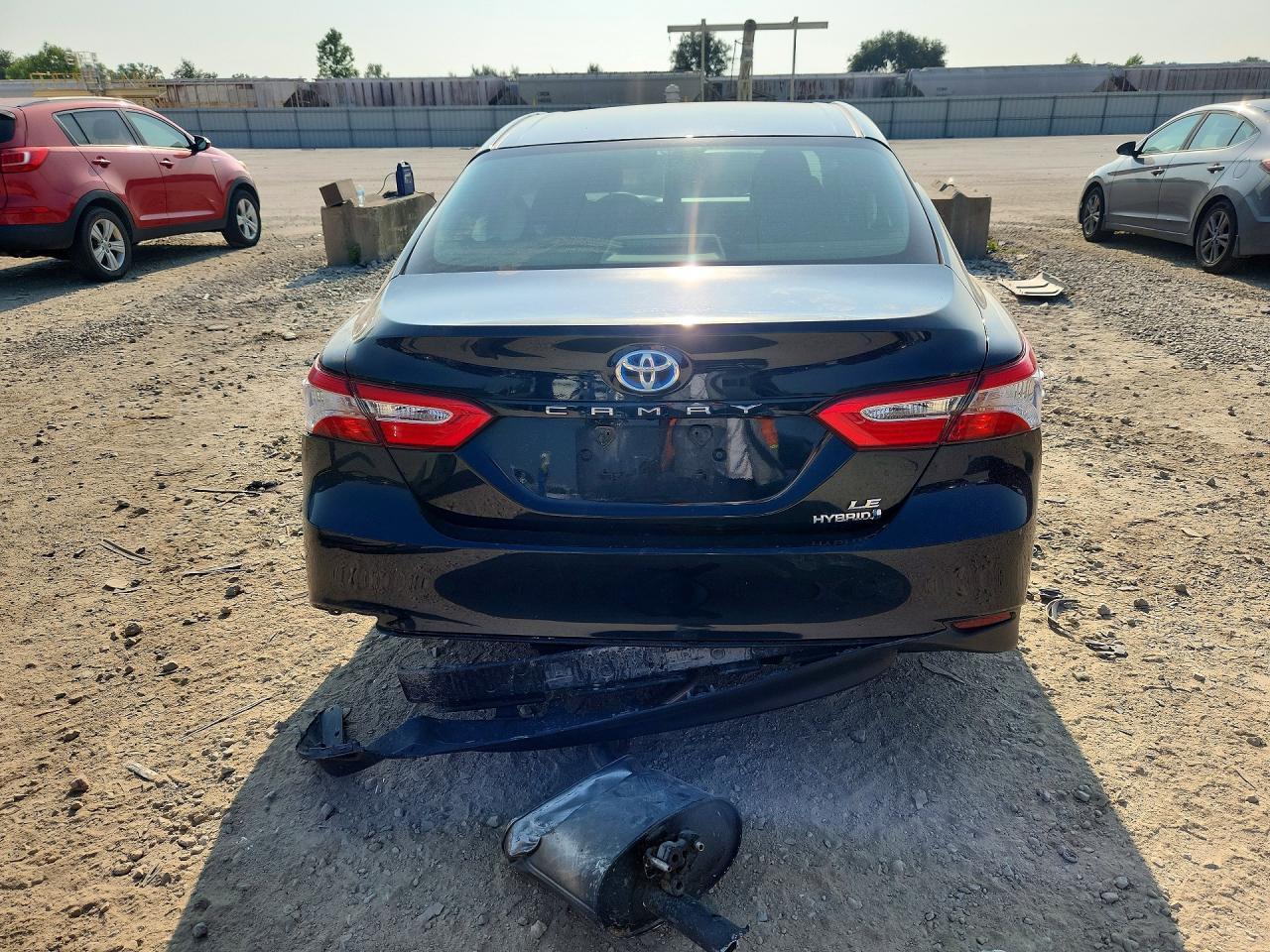 2018 Toyota Camry Le - Фото 6