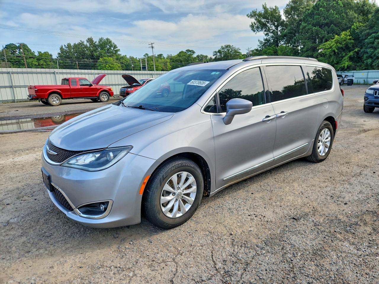 2017 Chrysler Pacifica Touring L