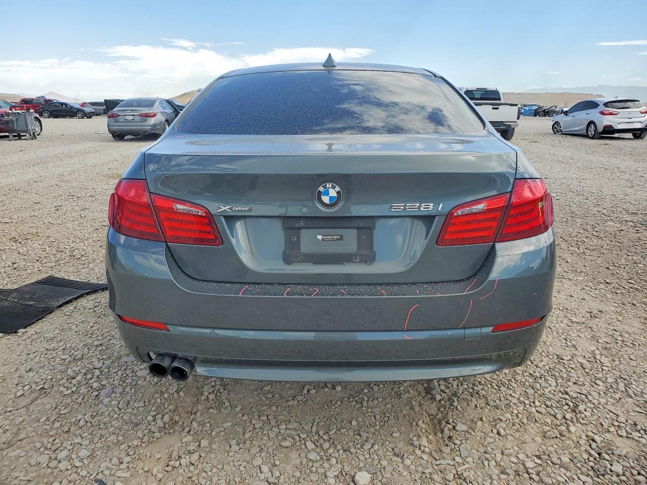 2013 BMW 528 Xi - Image 6