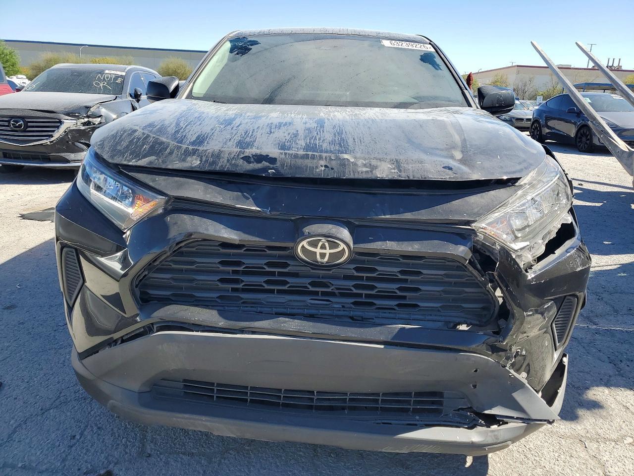 2022 Toyota Rav4 Le - Image 5