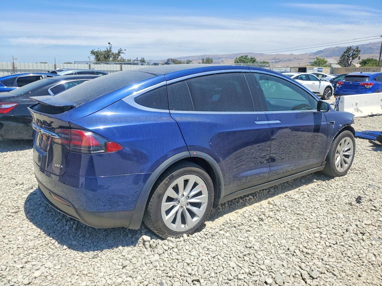 2018 Tesla Model X - Image 3