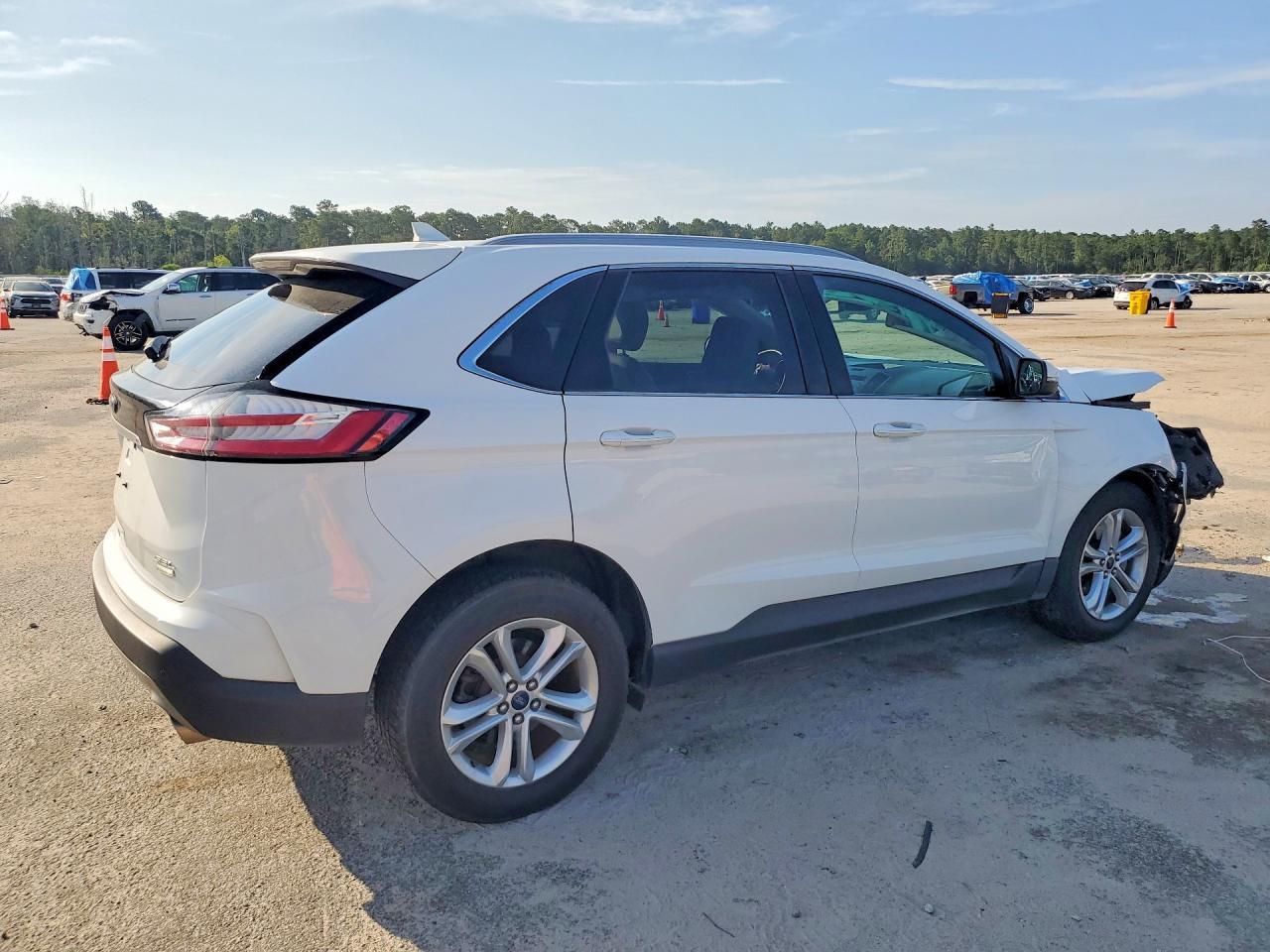 2020 Ford Edge Sel - Фото 3