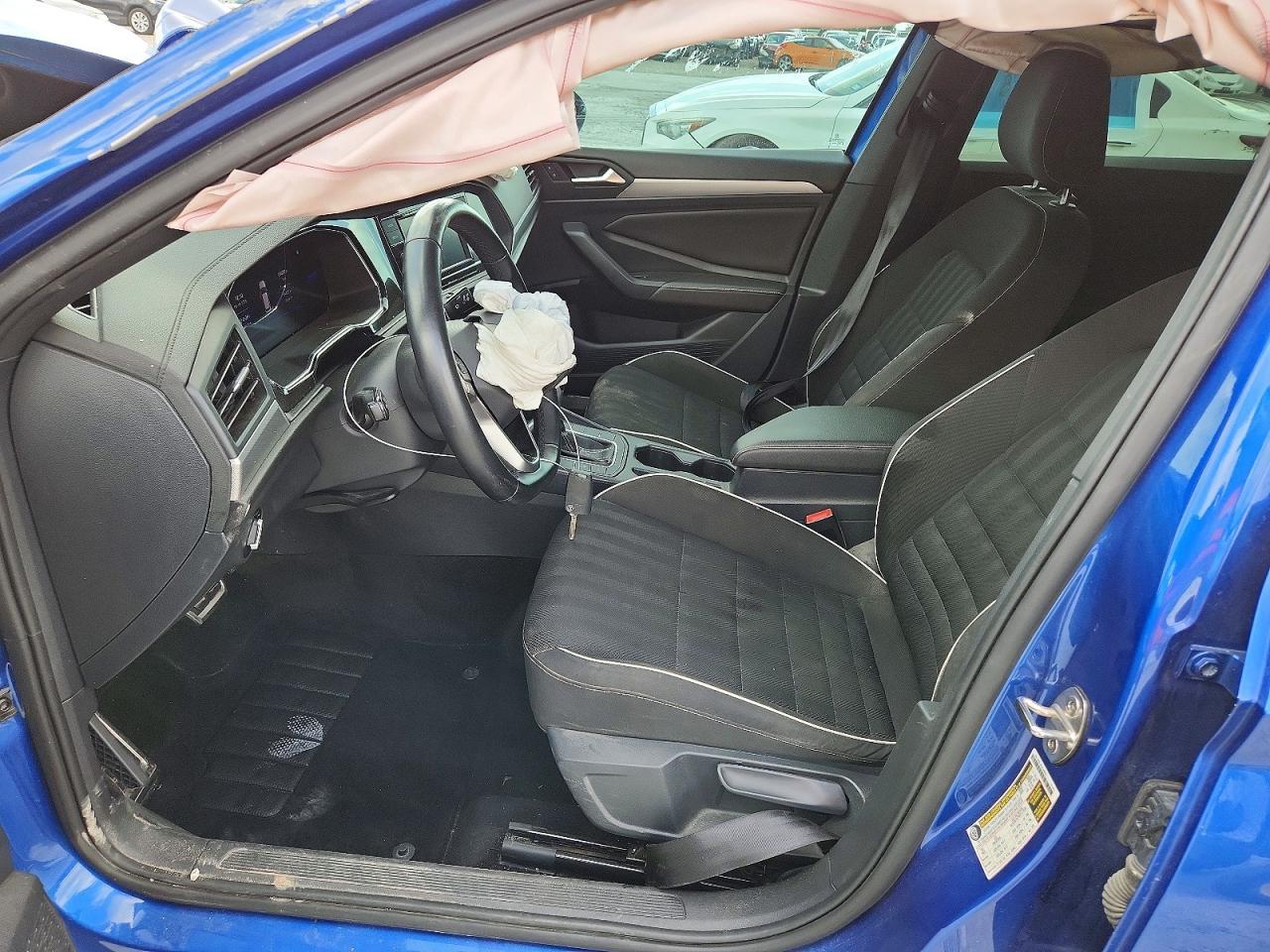 2024 Volkswagen Jetta Sport - Image 7