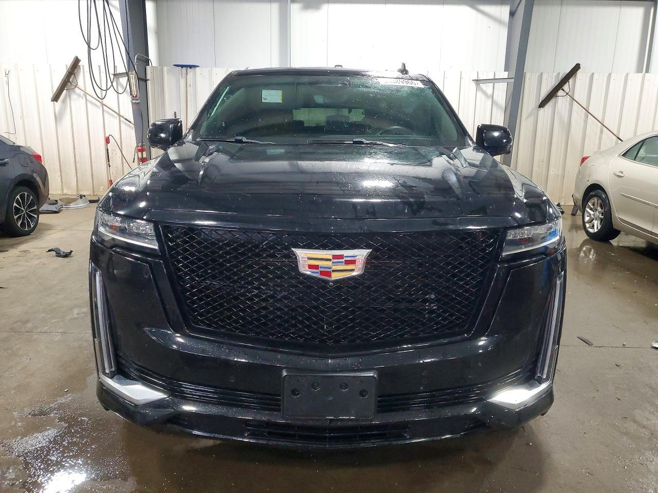 2022 Cadillac Escalade Premium Luxury - Фото 5