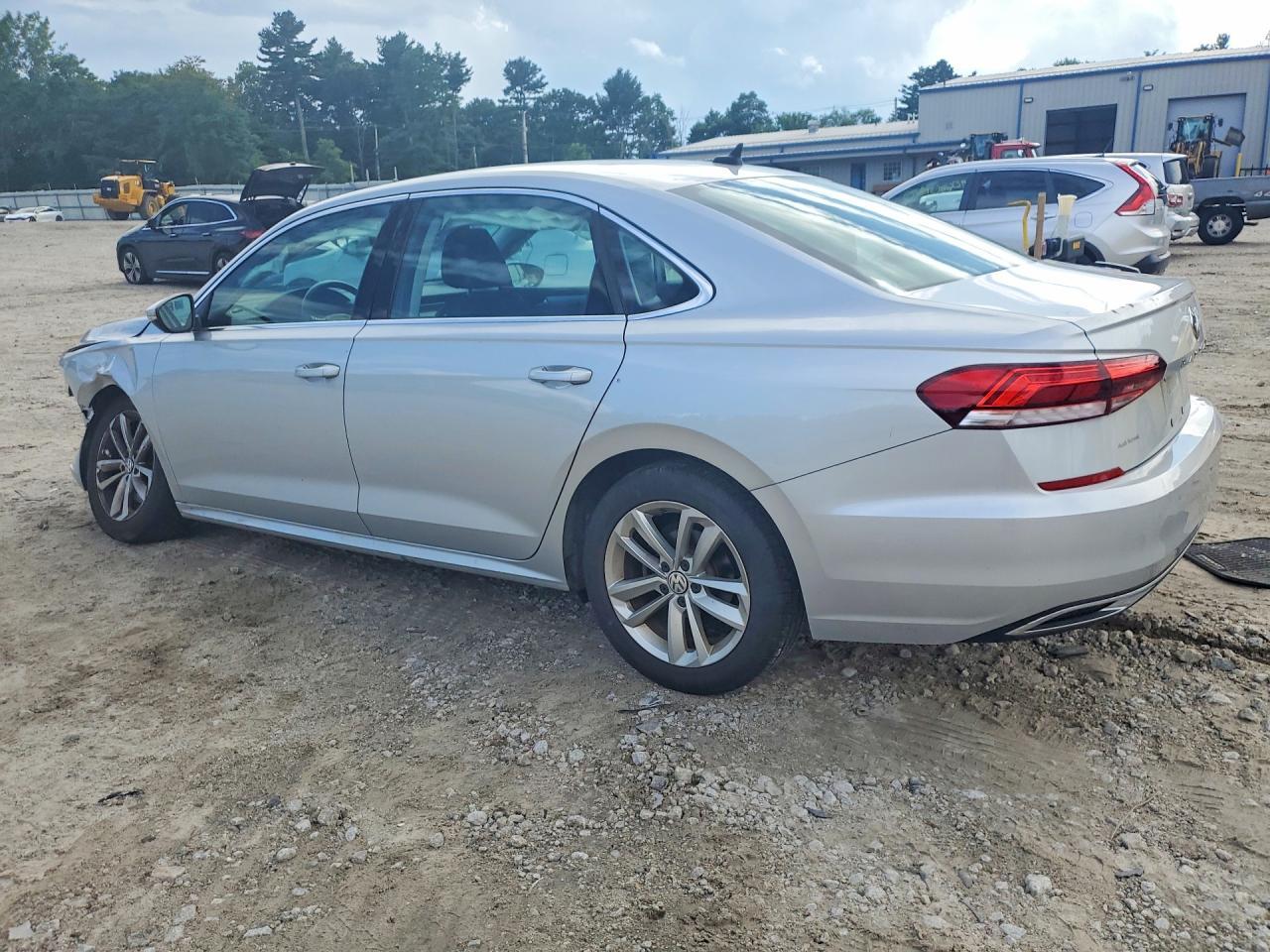 2020 Volkswagen Passat Se - Фото 2