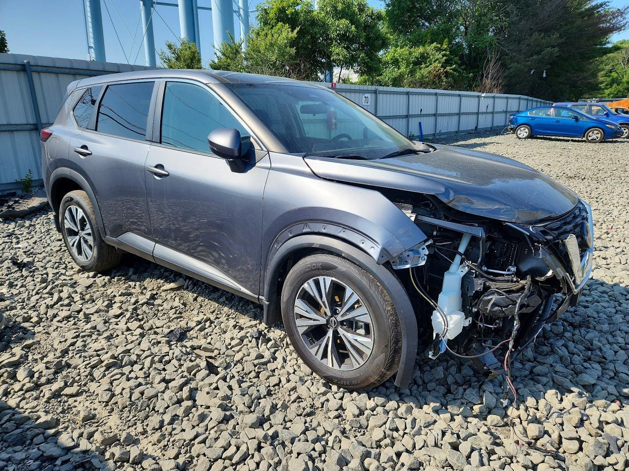 2022 Nissan Rogue Sv - Image 4