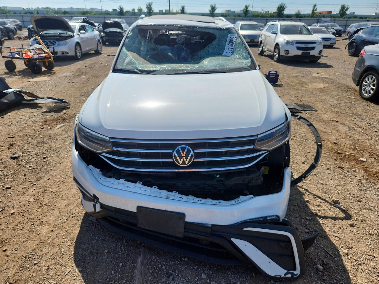 2022 Volkswagen Tiguan Se - Фото 5