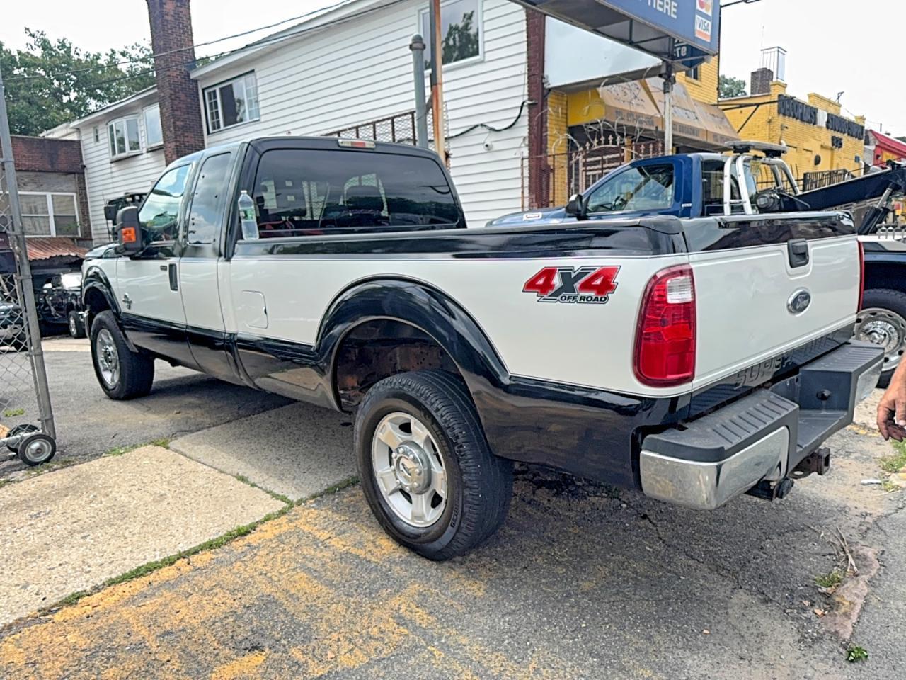 2016 Ford F250 Super Duty - Фото 3