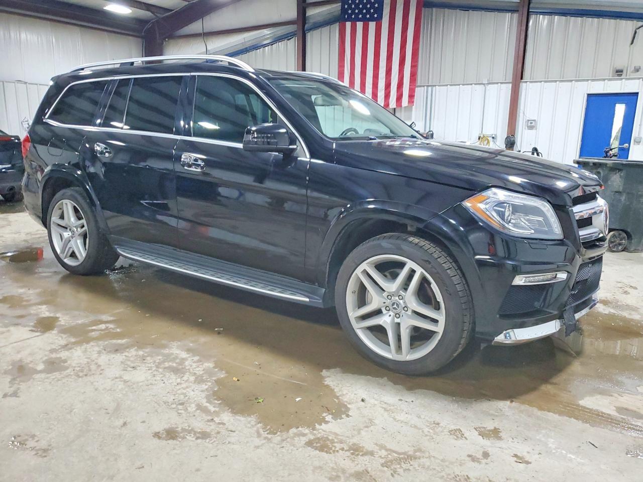 2016 Mercedes-Benz Gl 550 4Matic - Image 4