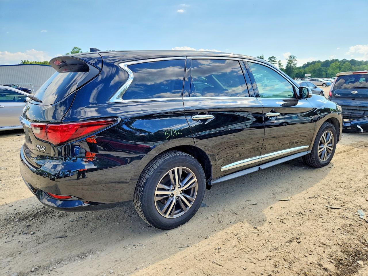 2018 Infiniti Qx60 Base - Image 3