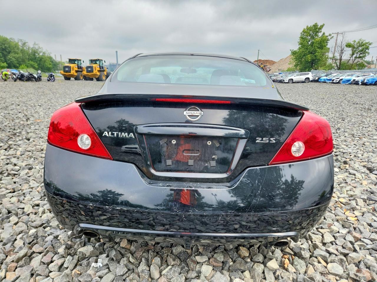 2011 Nissan Altima 2.5 S - Image 6