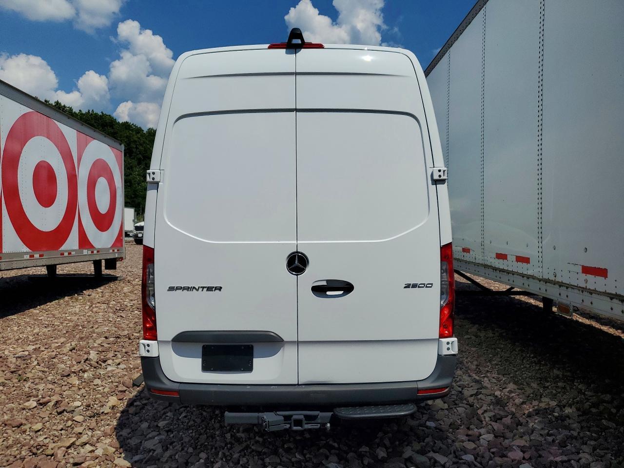 2025 Mercedes-Benz Sprinter 2500 - Фото 6