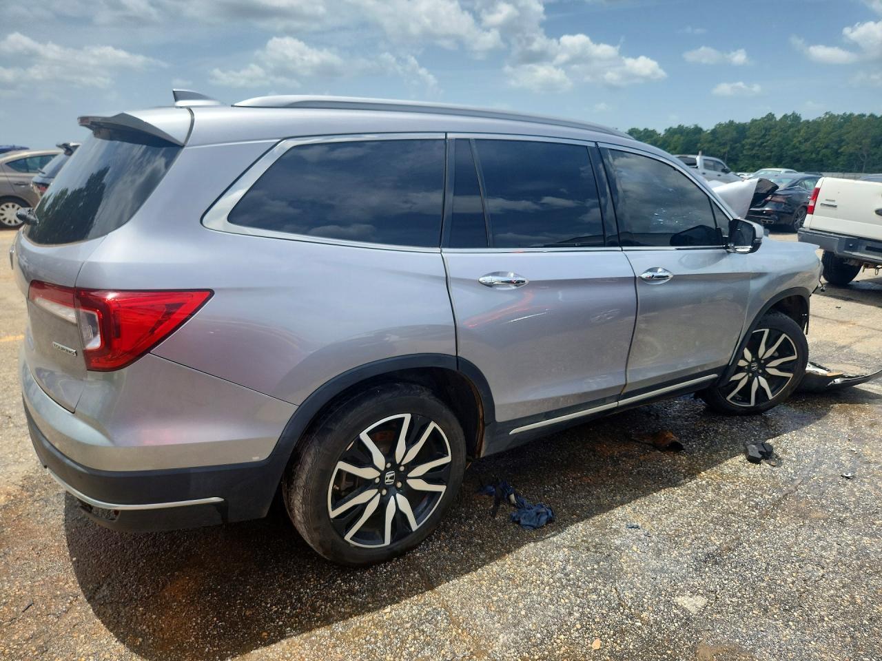 2022 Honda Pilot Touring - Фото 3