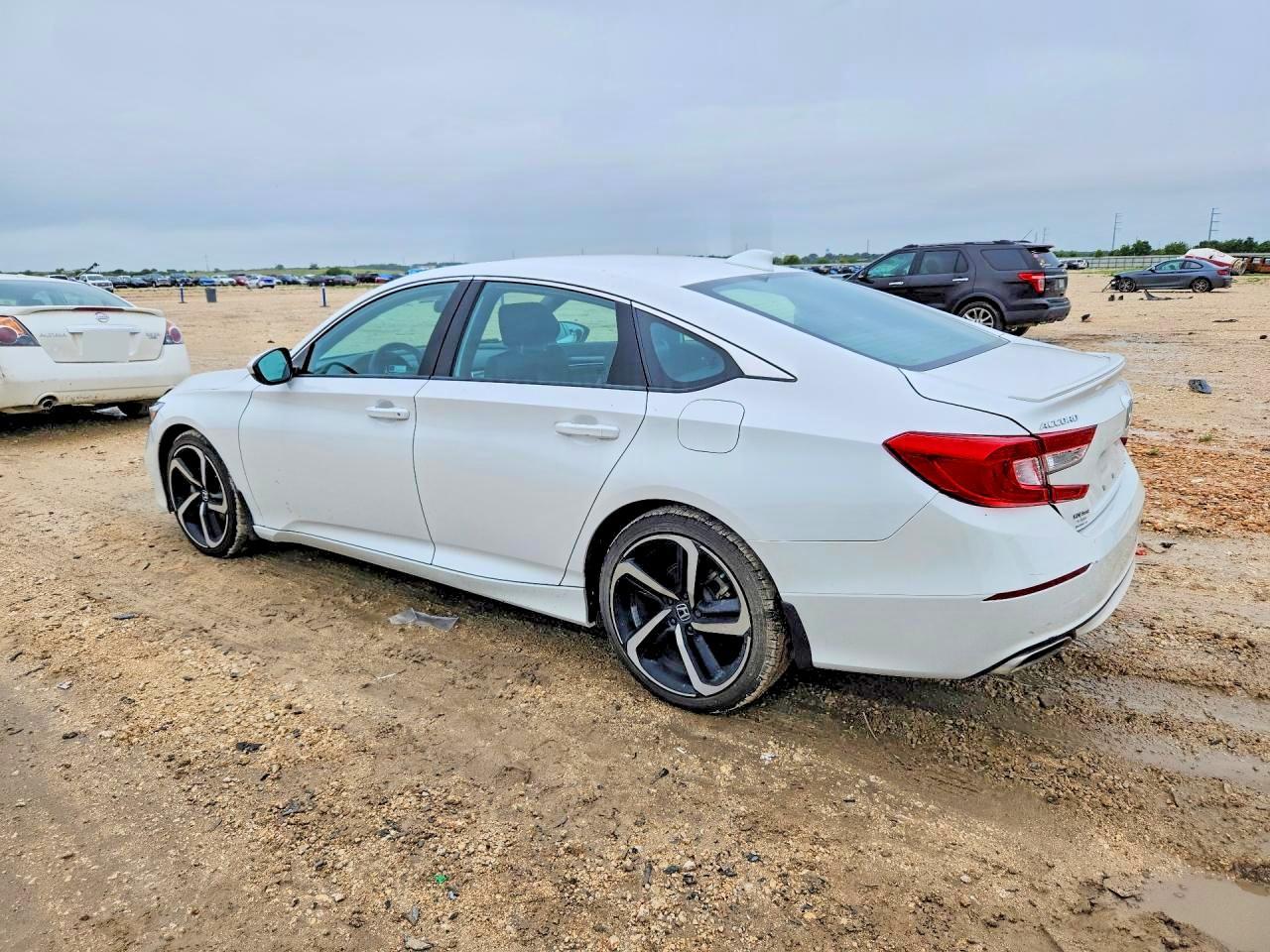 2019 Honda Accord Sport - Фото 2