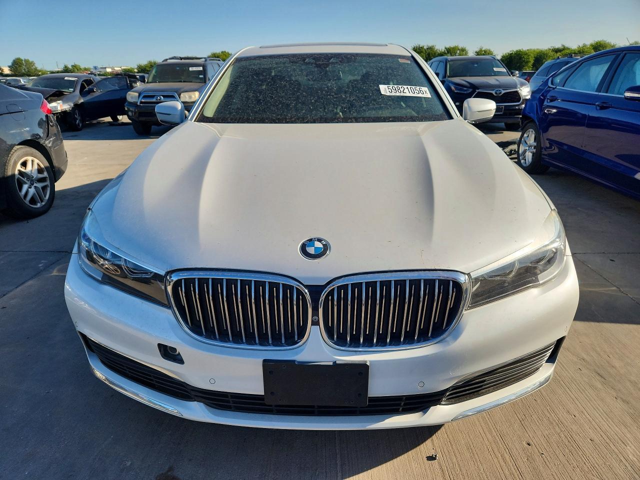 2019 BMW 740 I - Фото 5
