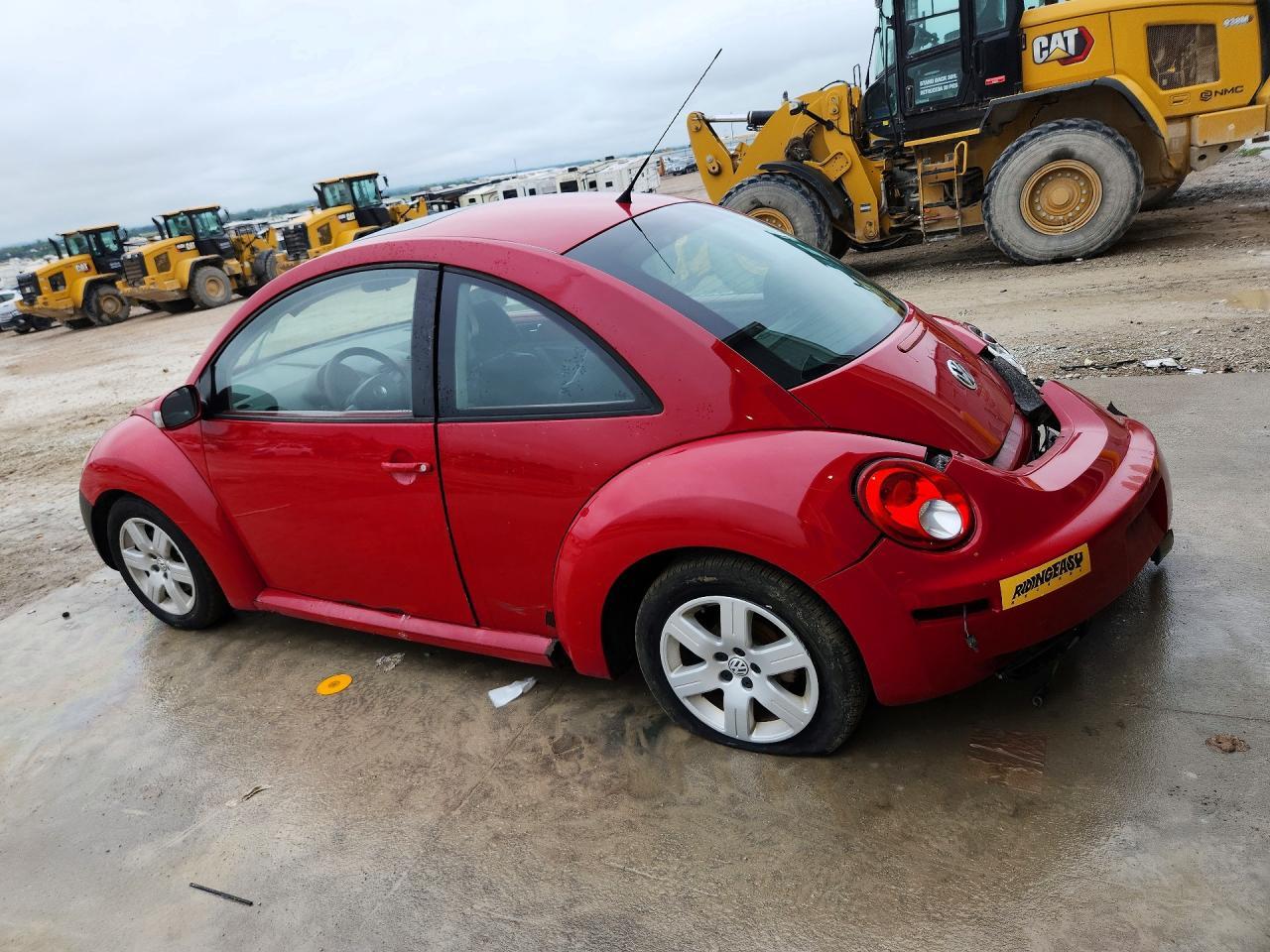 2007 Volkswagen New Beetle 2.5L Option Package 1 - Image 2