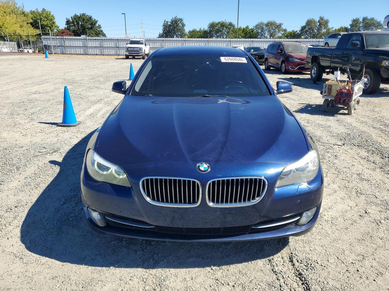 2011 BMW 535 I - Фото 5