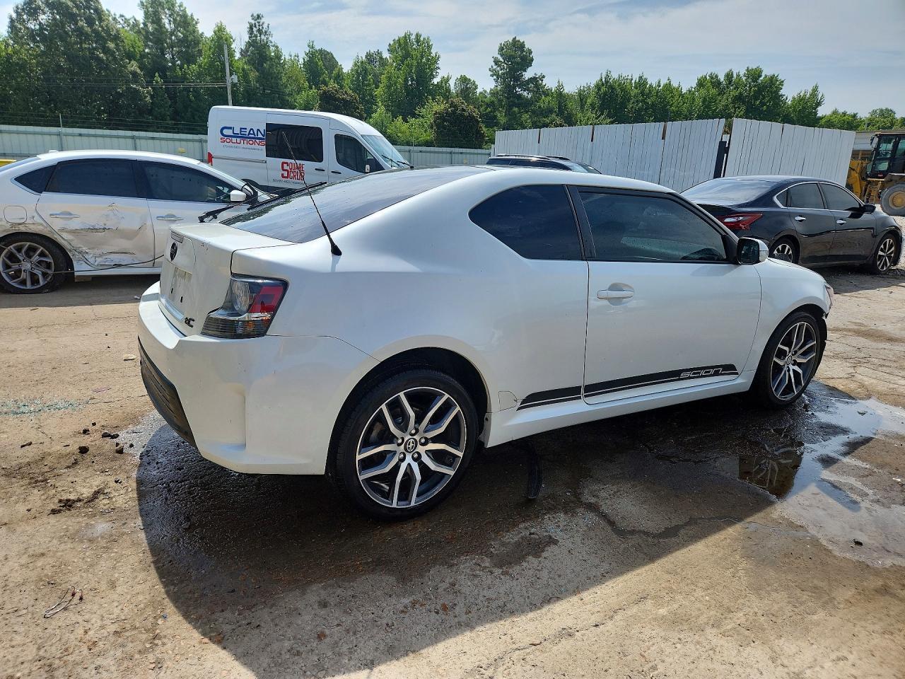 2016 Scion Tc Base - Фото 3