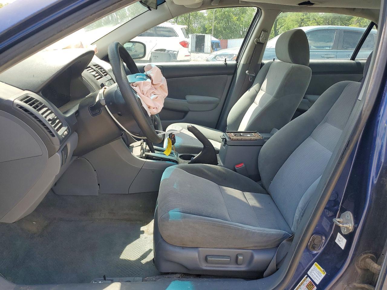 2004 Honda Accord Lx - Image 7