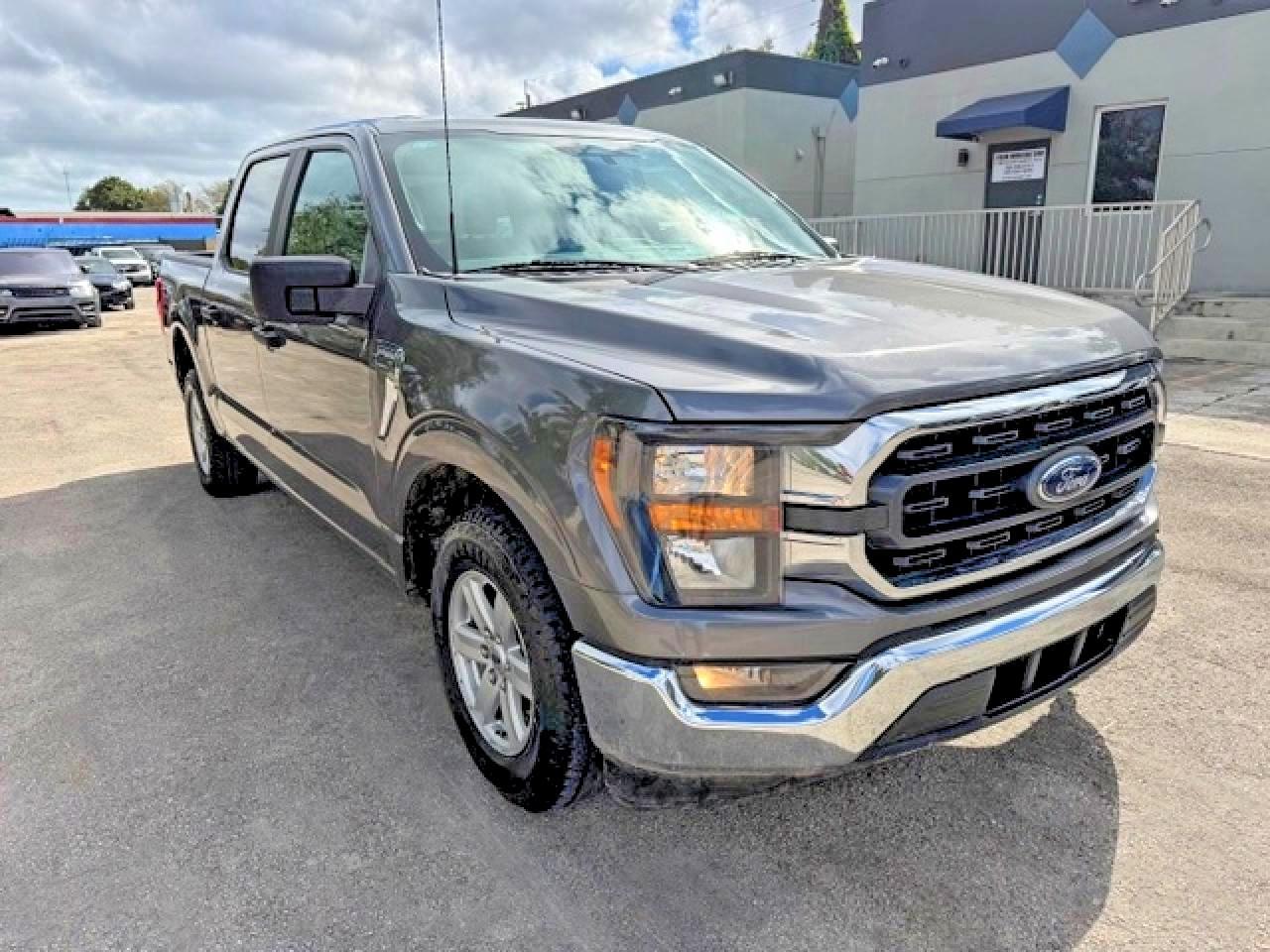 2023 Ford F150 Supercrew - Image 4