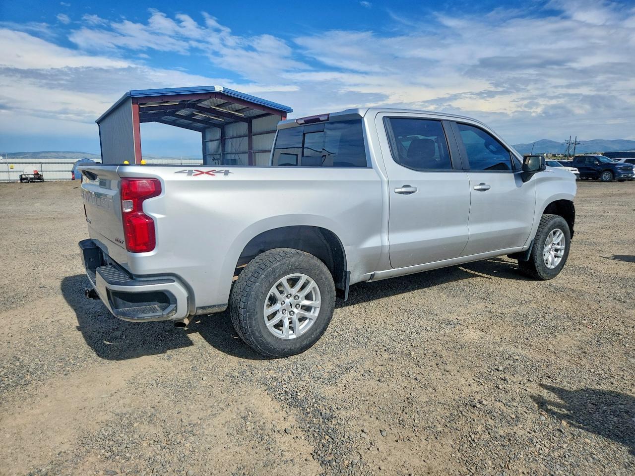 2020 Chevrolet Silverado K1500 Rst - Image 3