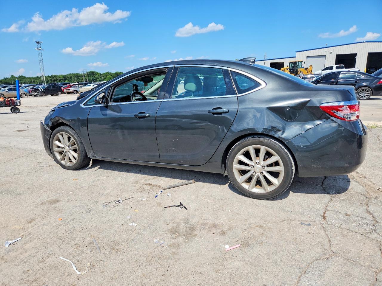 2015 Buick Verano Convenience - Фото 2